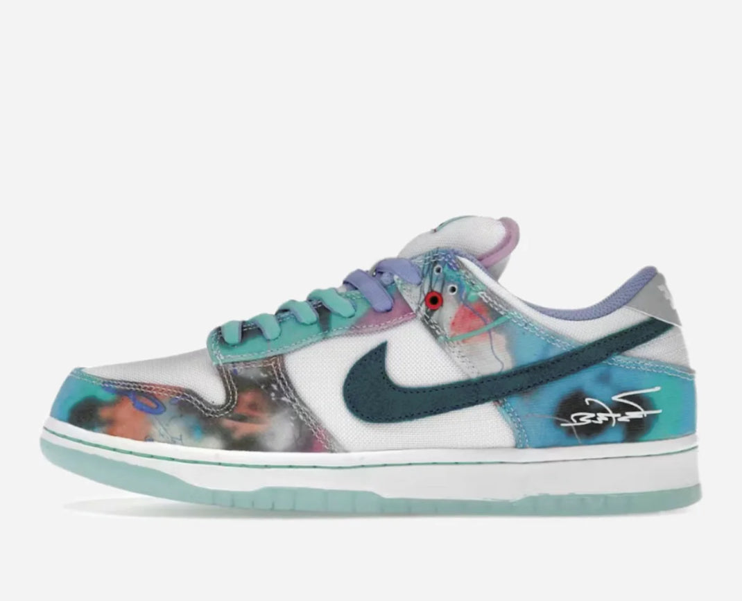 Nike Dunk SB Low Futura Laboratories Bleached Aqua