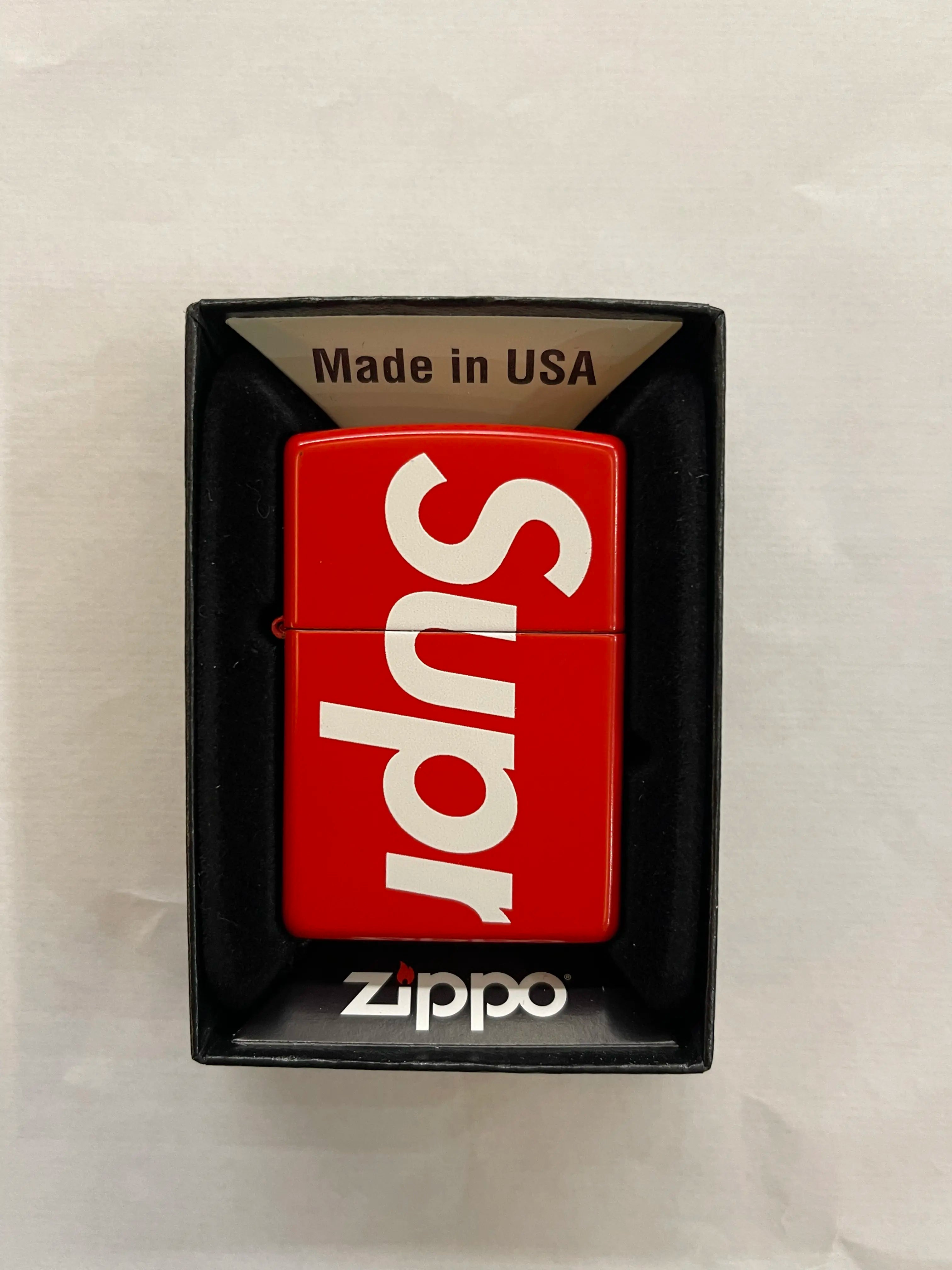 Supreme Zippo lighter FW18