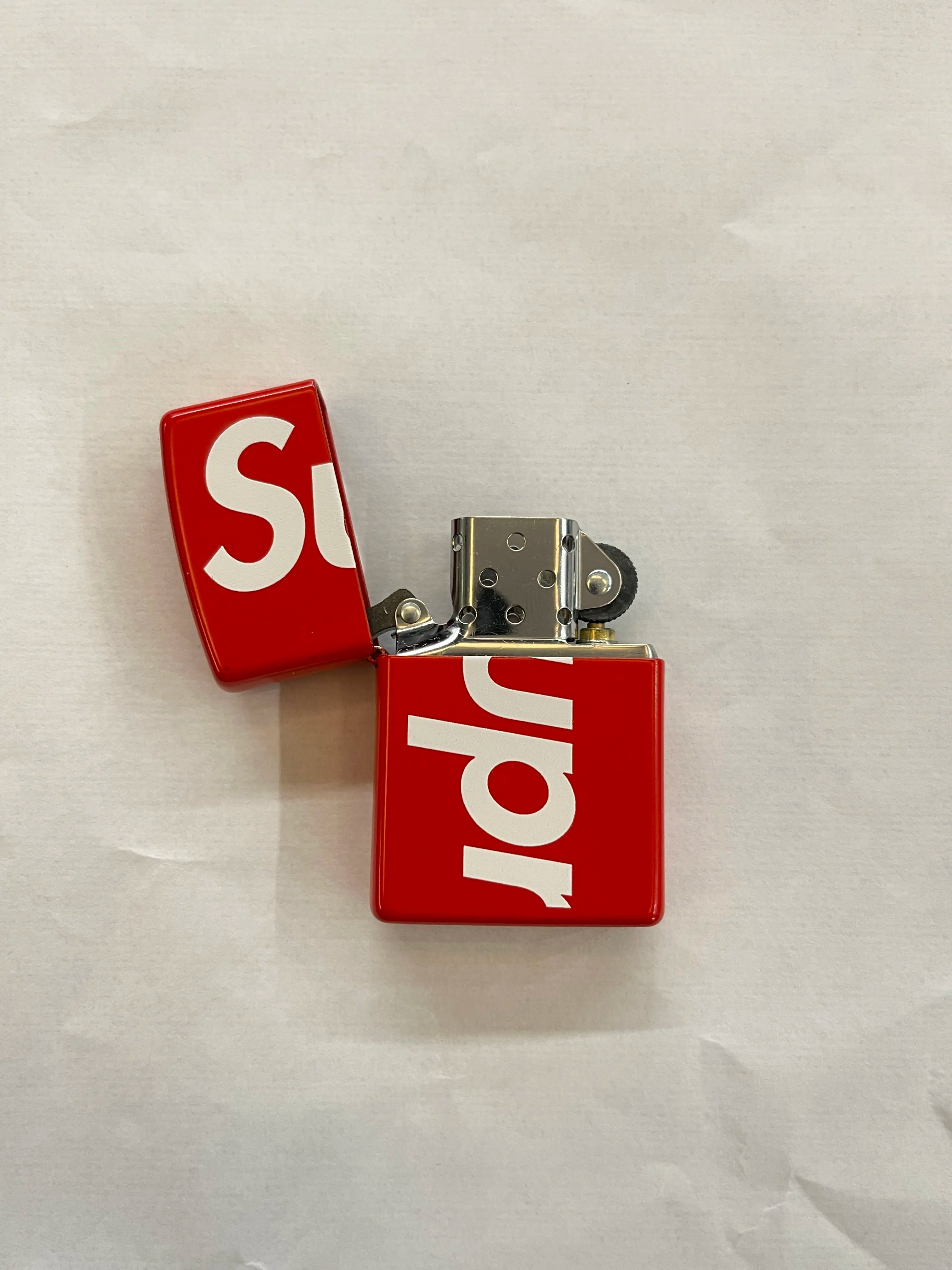 Supreme Zippo lighter FW18